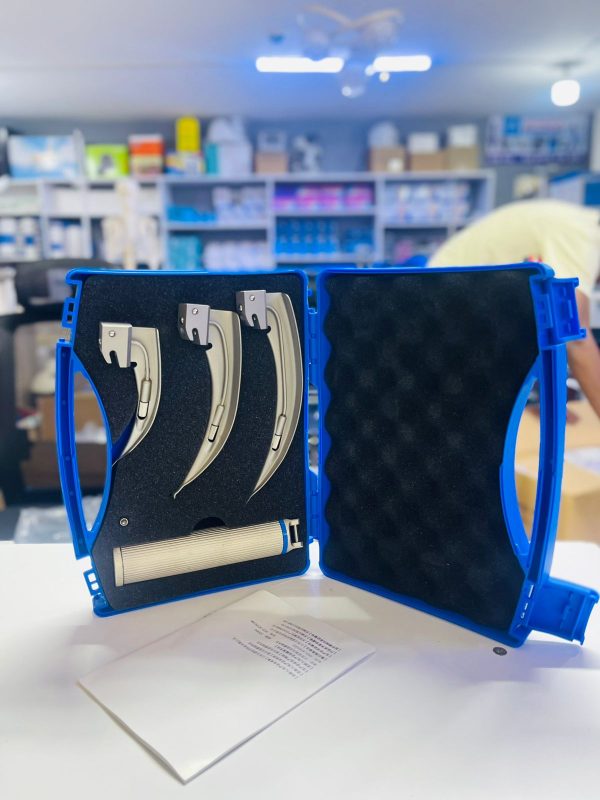 Laryngoscope 3 Blades